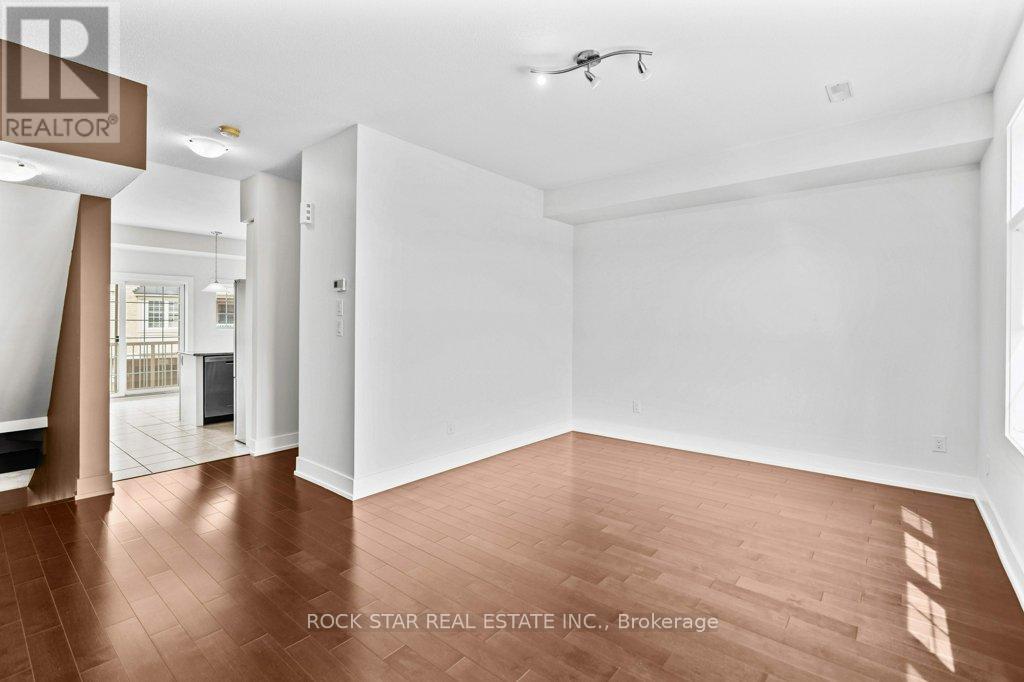 28 - 1401 Plains Road E, Burlington, Ontario  L7R 0C2 - Photo 4 - W12448955
