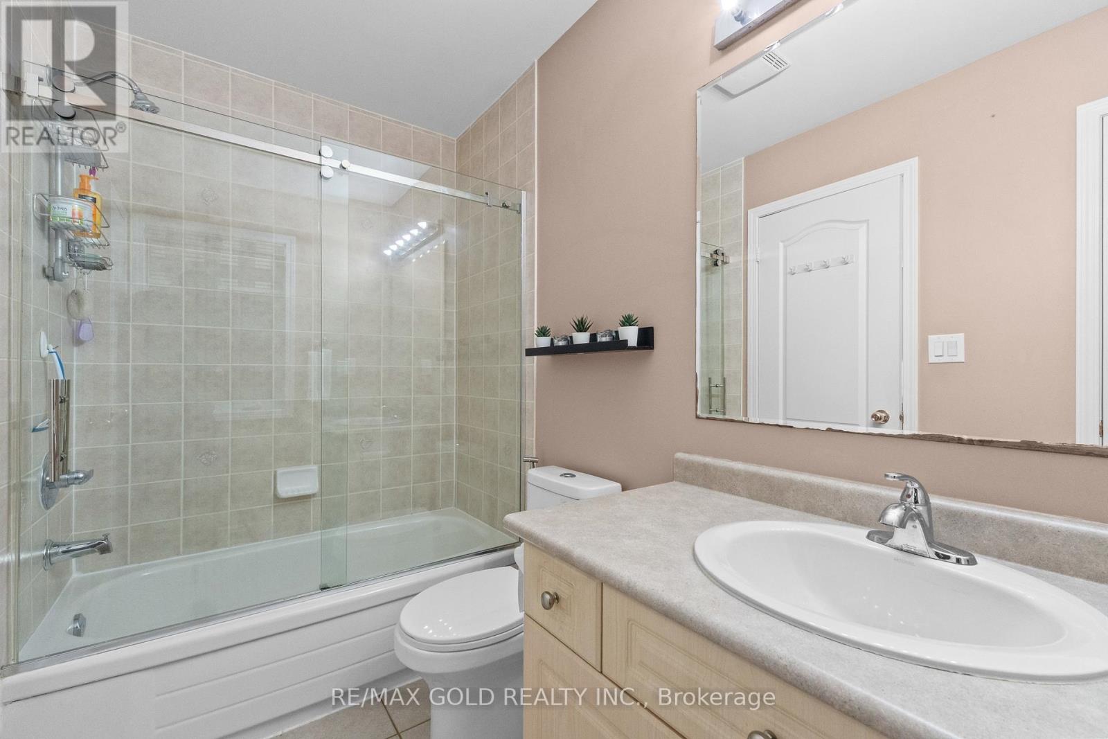 72 Herdwick Street, Brampton (Gore Industrial North), Ontario  L6S 6M1 - Photo 40 - W12448967