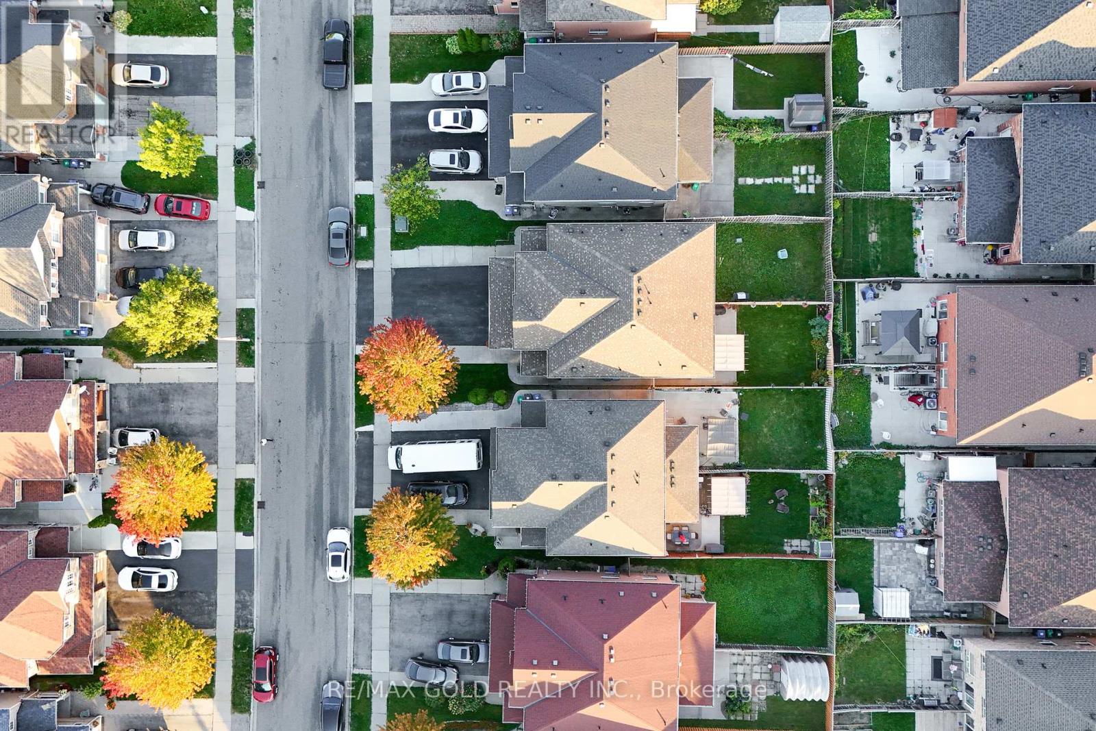 72 Herdwick Street, Brampton (Gore Industrial North), Ontario  L6S 6M1 - Photo 8 - W12448967