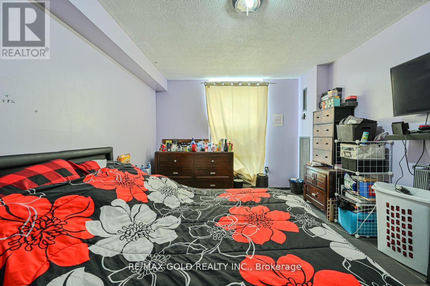 403 - 21 Knightsbridge Road, Brampton (Queen Street Corridor), Ontario  L6T 3Y1 - Photo 17 - W12448987