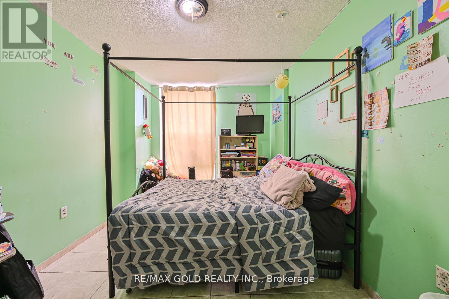 403 - 21 Knightsbridge Road, Brampton (Queen Street Corridor), Ontario  L6T 3Y1 - Photo 20 - W12448987