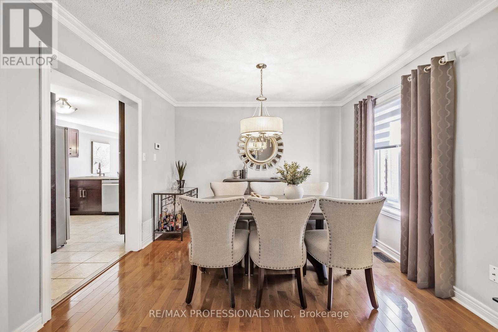 5398 Anvil Lane, Mississauga (Hurontario), Ontario  L5R 3Y8 - Photo 12 - W12449003