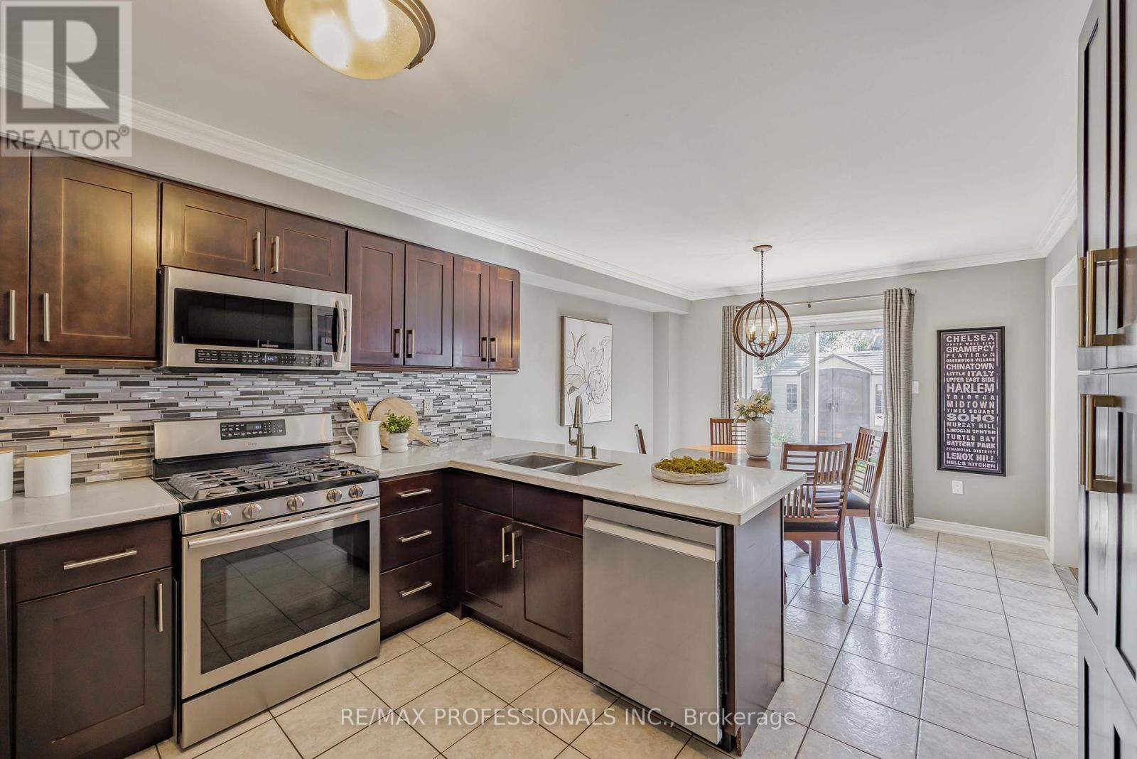 5398 Anvil Lane, Mississauga (Hurontario), Ontario  L5R 3Y8 - Photo 13 - W12449003