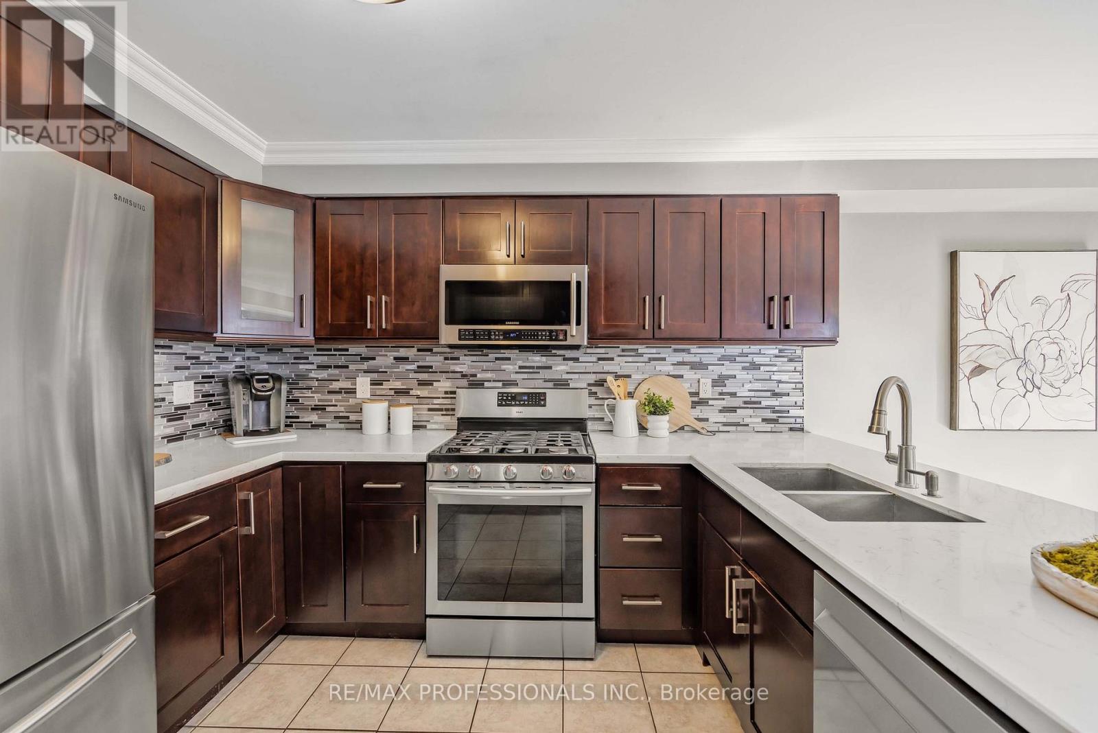 5398 Anvil Lane, Mississauga (Hurontario), Ontario  L5R 3Y8 - Photo 15 - W12449003