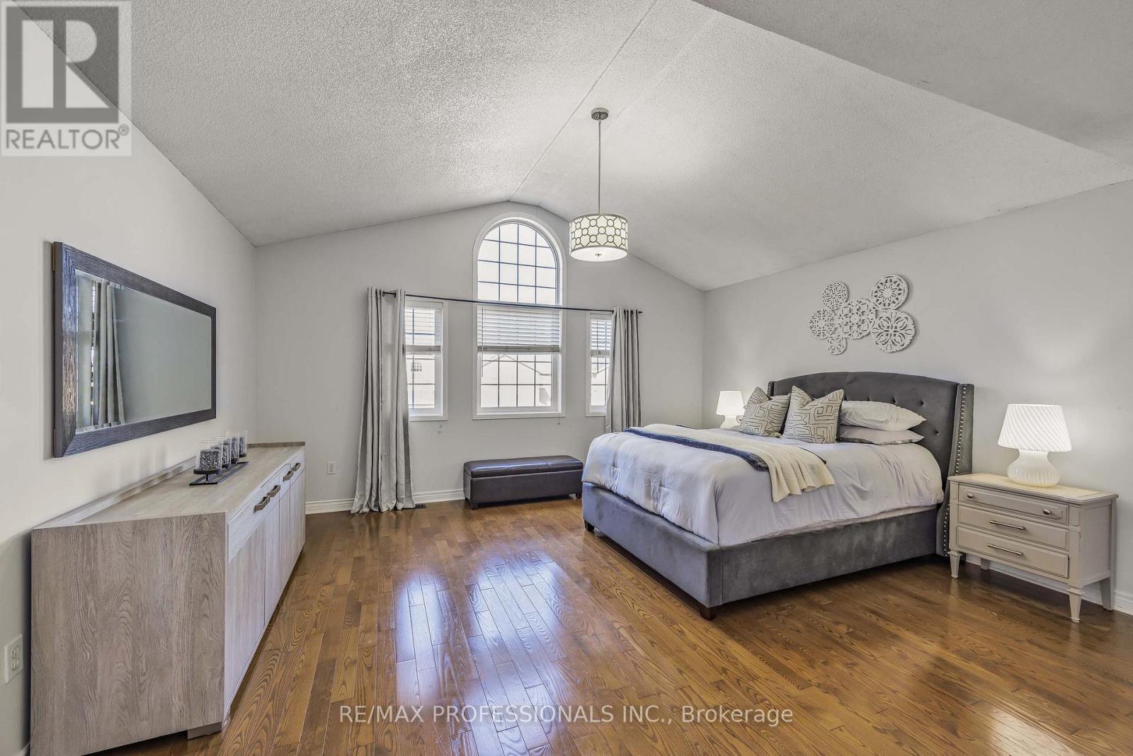 5398 Anvil Lane, Mississauga (Hurontario), Ontario  L5R 3Y8 - Photo 20 - W12449003