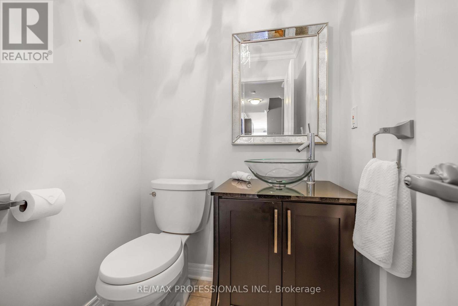5398 Anvil Lane, Mississauga (Hurontario), Ontario  L5R 3Y8 - Photo 21 - W12449003