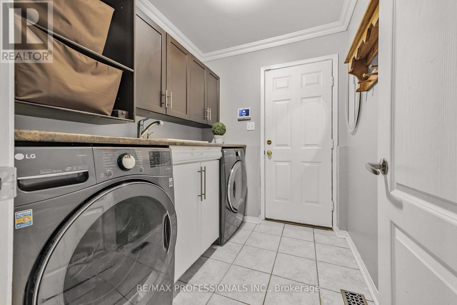 5398 Anvil Lane, Mississauga (Hurontario), Ontario  L5R 3Y8 - Photo 24 - W12449003