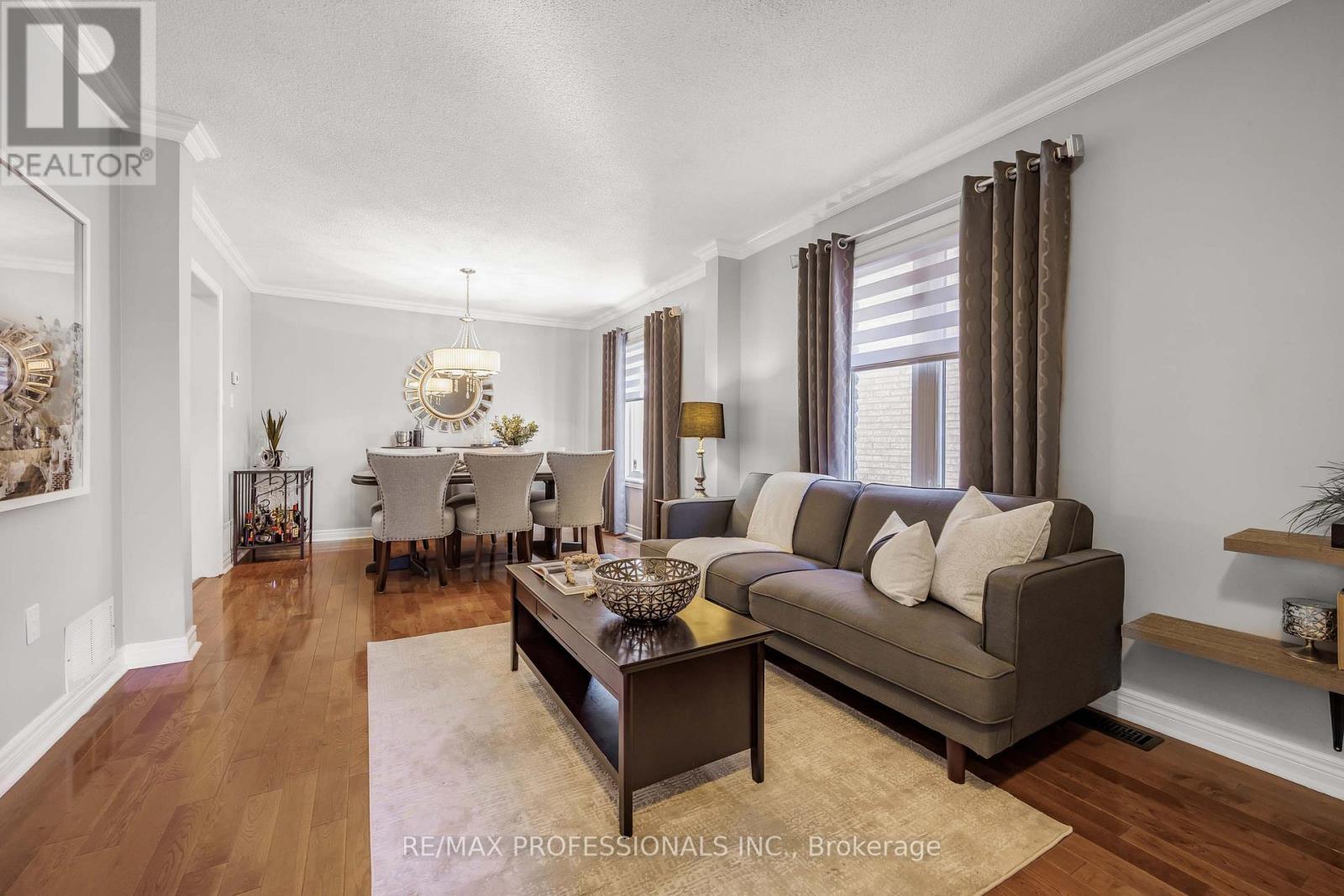 5398 Anvil Lane, Mississauga (Hurontario), Ontario  L5R 3Y8 - Photo 7 - W12449003