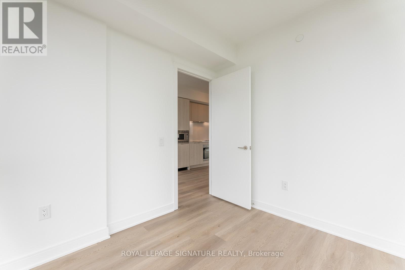 1204 - 86 Dundas Street E, Mississauga (Cooksville), Ontario  L5A 1W4 - Photo 13 - W12449006