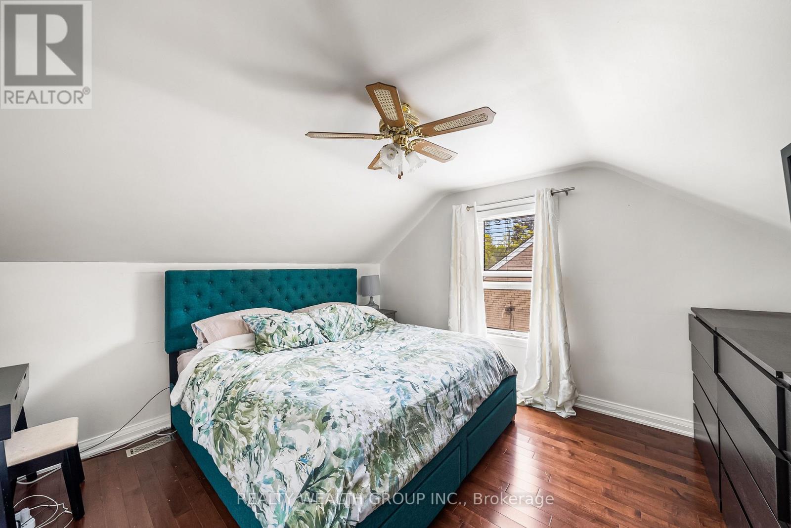 17 Haymarket Road, Toronto (Downsview-Roding-Cfb), Ontario  M3L 1H3 - Photo 17 - W12449008