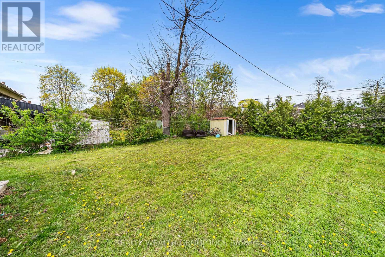 17 Haymarket Road, Toronto (Downsview-Roding-Cfb), Ontario  M3L 1H3 - Photo 32 - W12449008