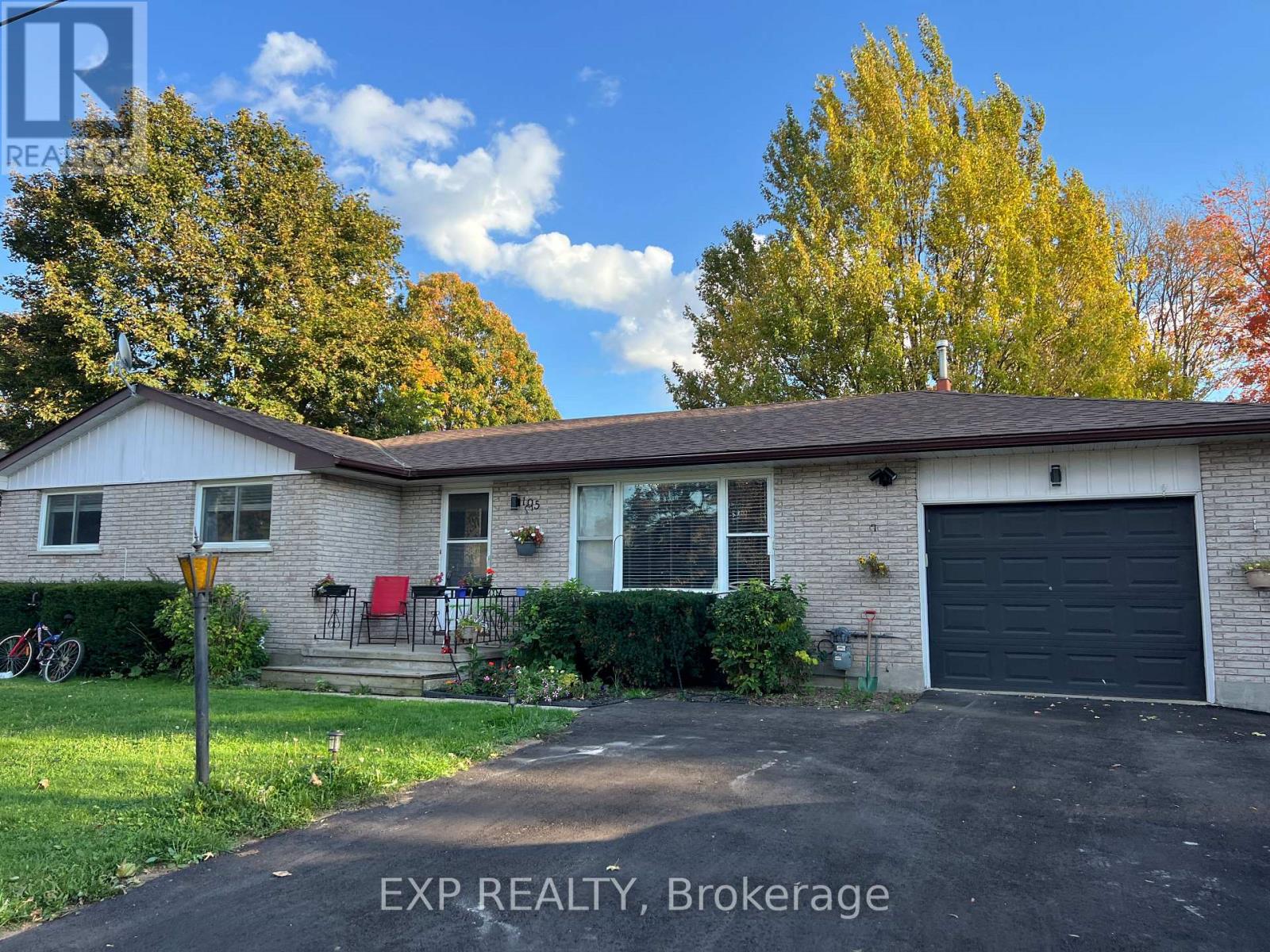 LOWER - 105 MILL STREET, Shelburne, Ontario