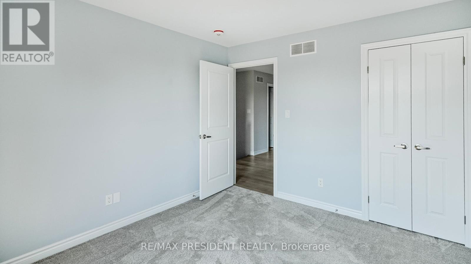 28 Mclaughlin Street, Welland (Lincoln/crowland), Ontario  L3B 0J8 - Photo 25 - X12449009