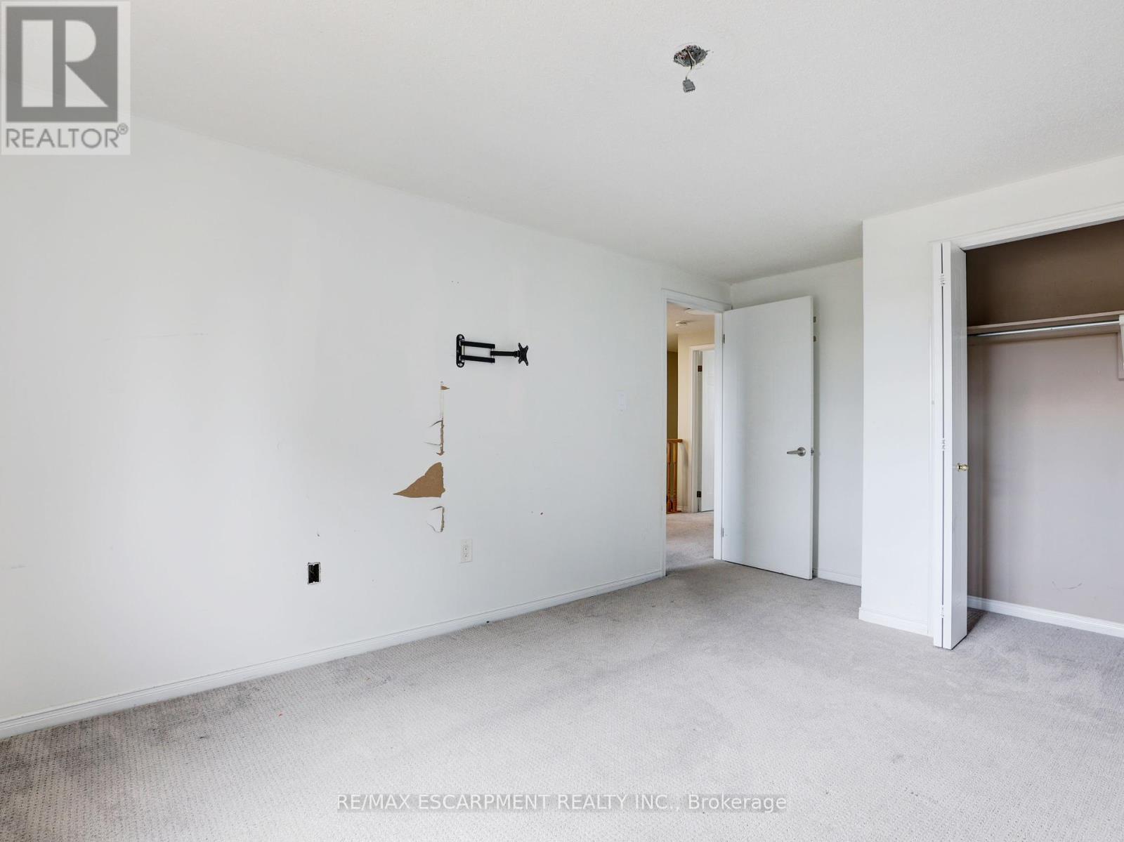14 Chateau Crescent, Cambridge, Ontario  N3H 5S2 - Photo 29 - X12449017