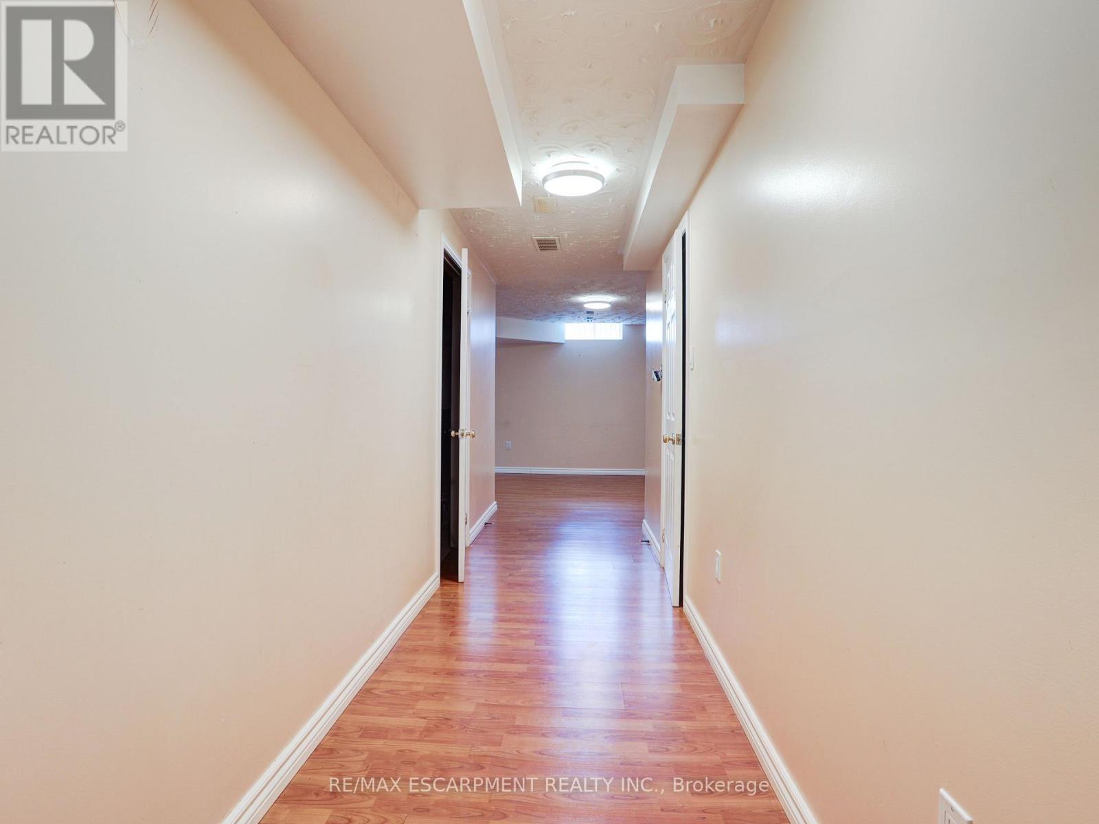 14 Chateau Crescent, Cambridge, Ontario  N3H 5S2 - Photo 38 - X12449017