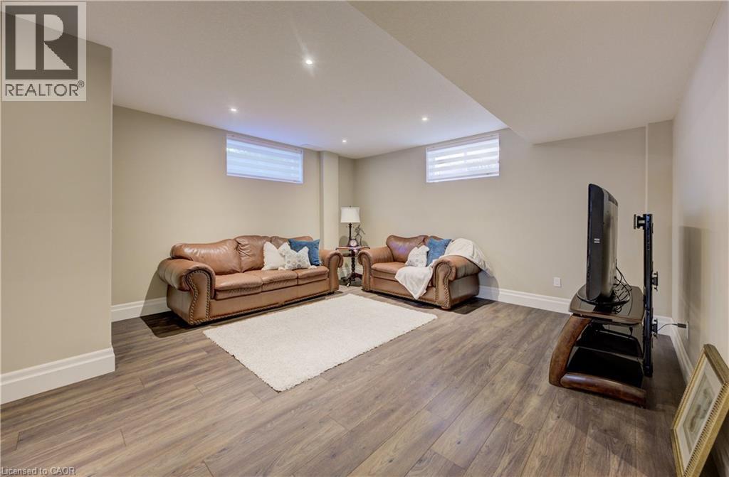 705 Meadowsweet Avenue, Waterloo, Ontario  N2V 0A7 - Photo 38 - 40772256