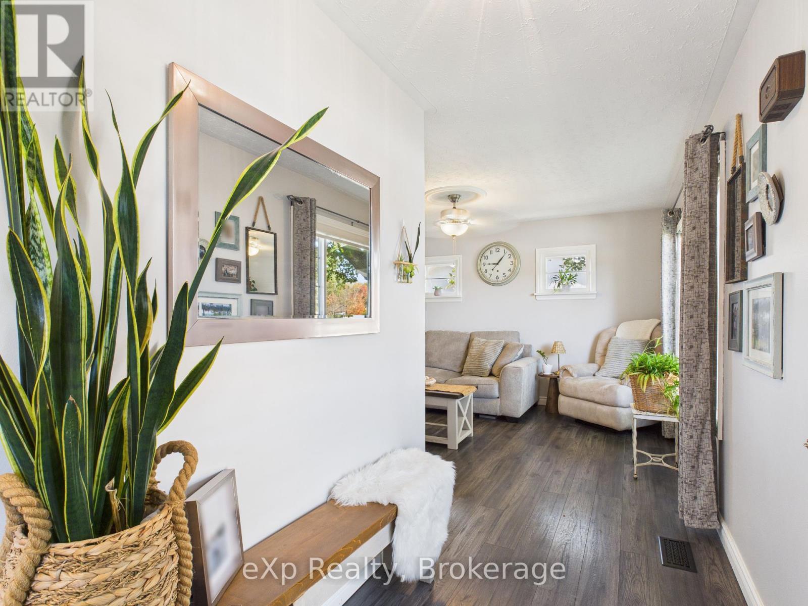 485 13th Street, Hanover, Ontario  N4N 1Y3 - Photo 20 - X12448932