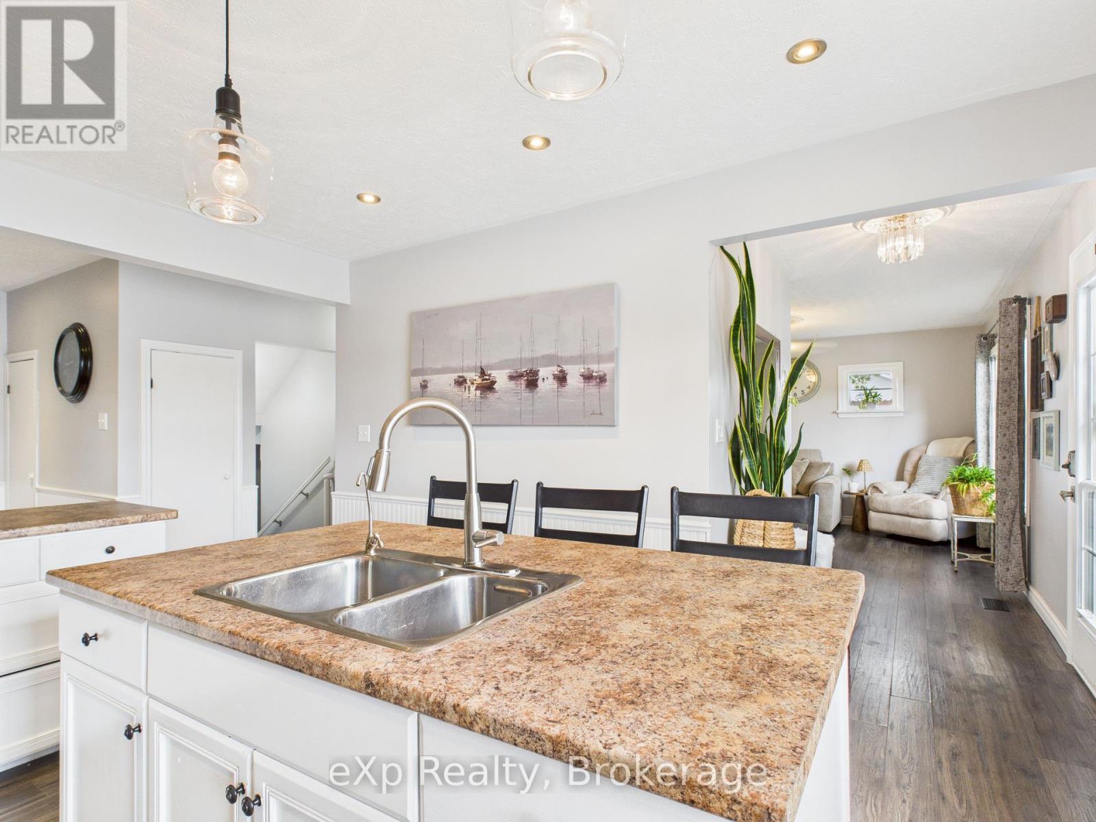 485 13th Street, Hanover, Ontario  N4N 1Y3 - Photo 19 - X12448932
