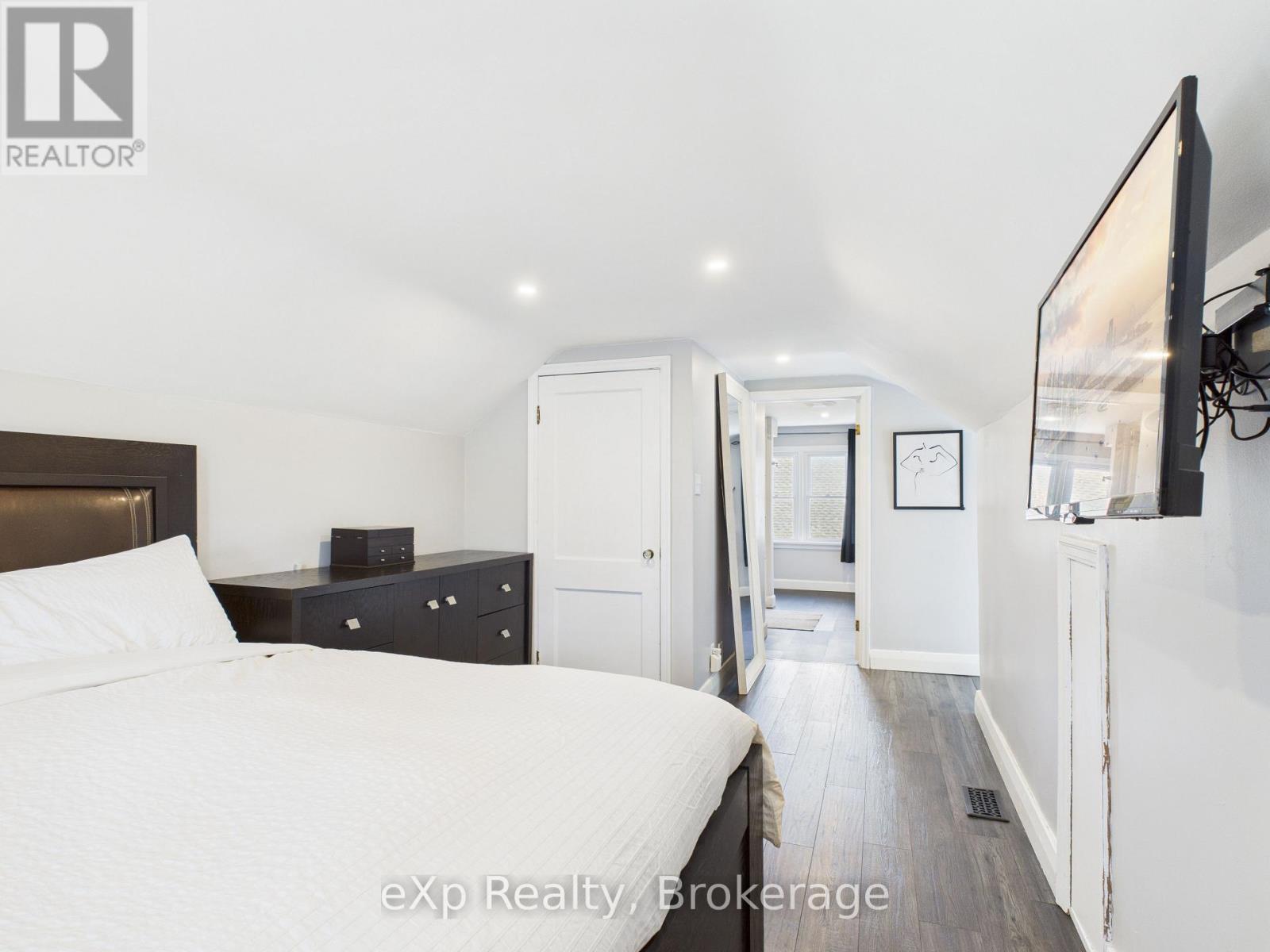 485 13th Street, Hanover, Ontario  N4N 1Y3 - Photo 29 - X12448932