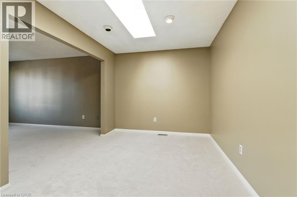 127 Beaverbrook Avenue, Hamilton, Ontario  L8W 3T1 - Photo 13 - 40776582