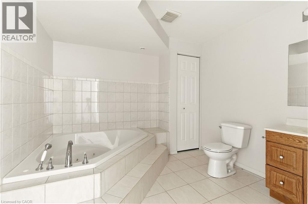 127 Beaverbrook Avenue, Hamilton, Ontario  L8W 3T1 - Photo 35 - 40776582