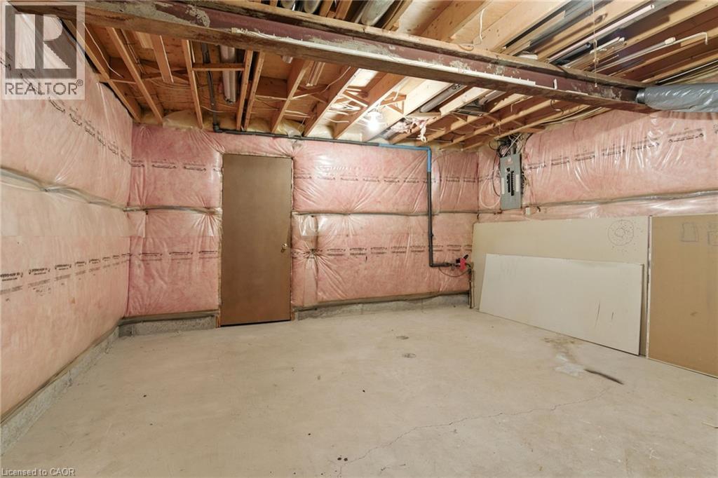 127 Beaverbrook Avenue, Hamilton, Ontario  L8W 3T1 - Photo 37 - 40776582