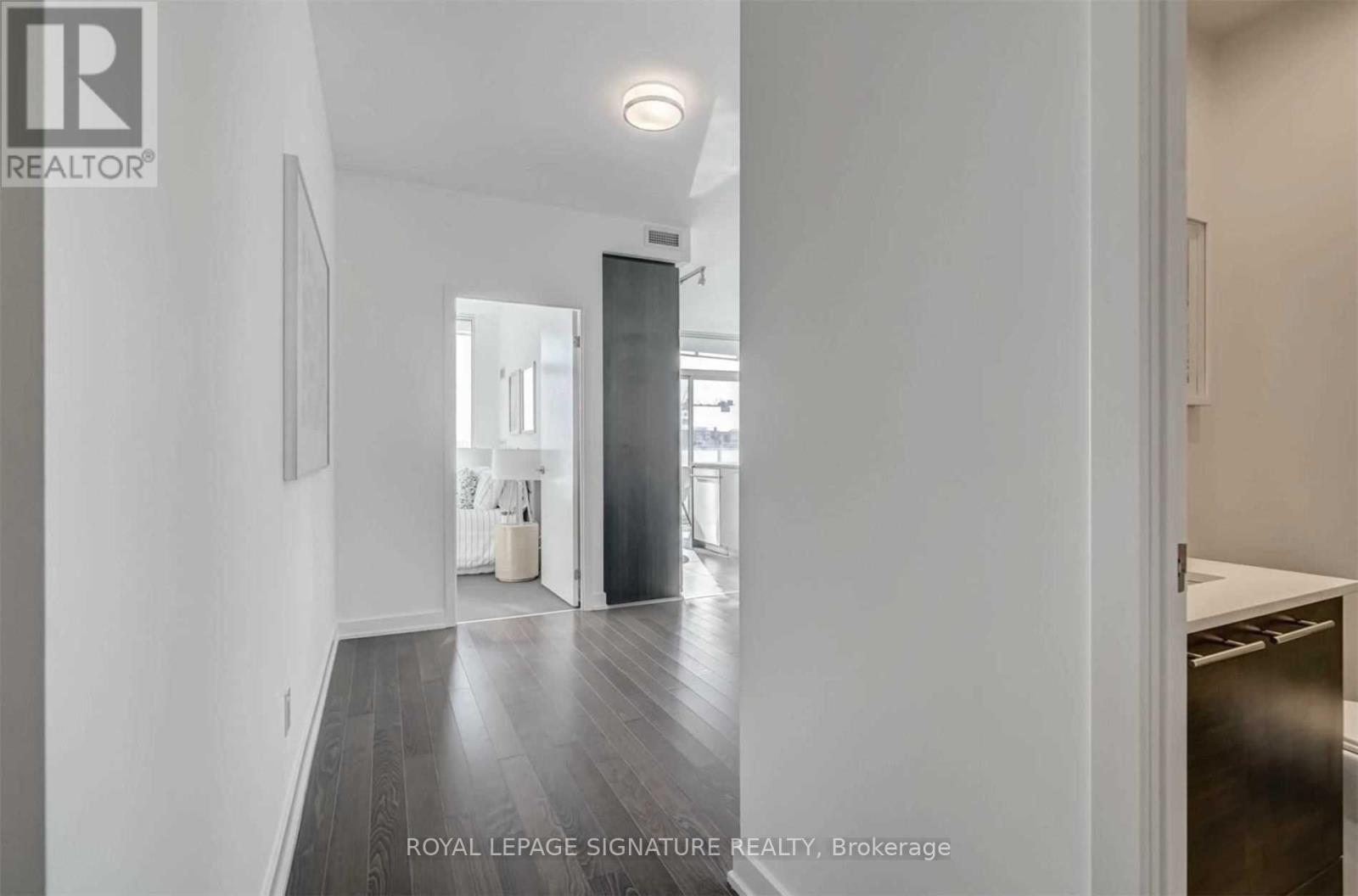 1113 - 1 Market Street, Toronto, Ontario  M5E 0A2 - Photo 10 - C12449027