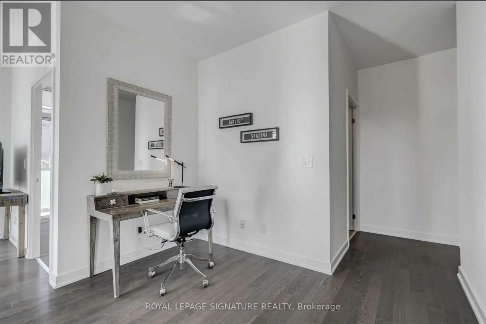 1113 - 1 Market Street, Toronto, Ontario  M5E 0A2 - Photo 12 - C12449027