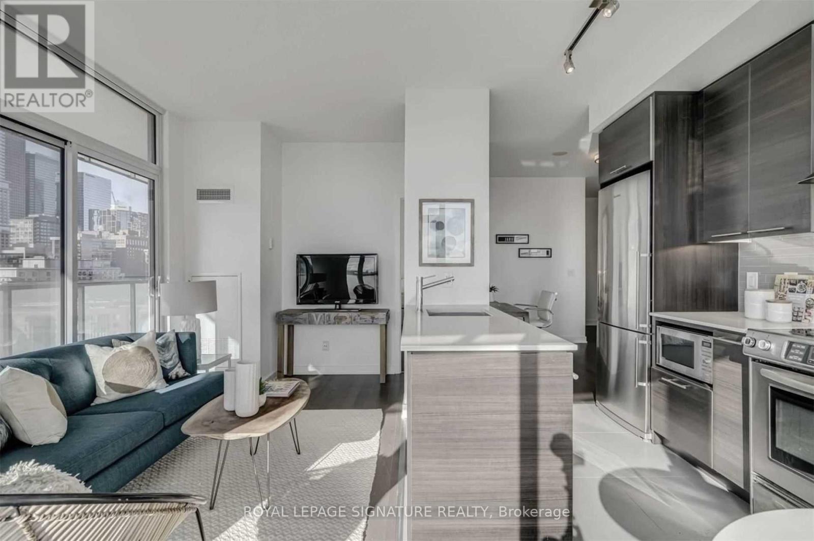 1113 - 1 Market Street, Toronto, Ontario  M5E 0A2 - Photo 6 - C12449027