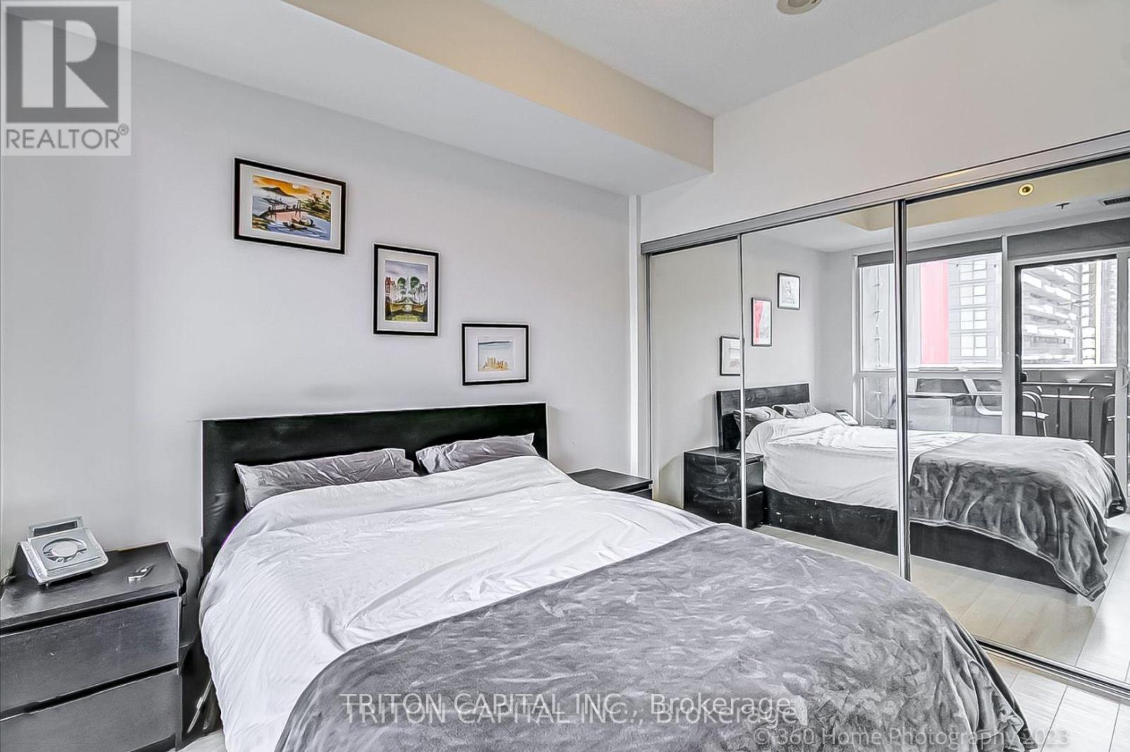 3407 - 318 Richmond Street W, Toronto, Ontario  M5V 0B4 - Photo 9 - C12449036