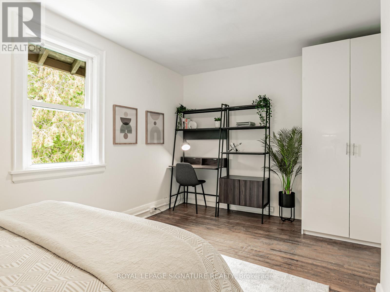 12 Cherrywood Avenue, Toronto (Humewood-Cedarvale), Ontario  M6C 2X2 - Photo 18 - C12449050
