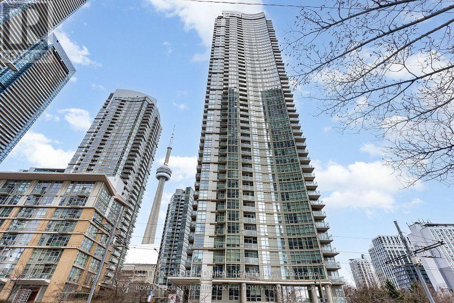 5110 - 35 Mariner Terrace, Toronto, Ontario  M5V 3V9 - Photo 13 - C12449051