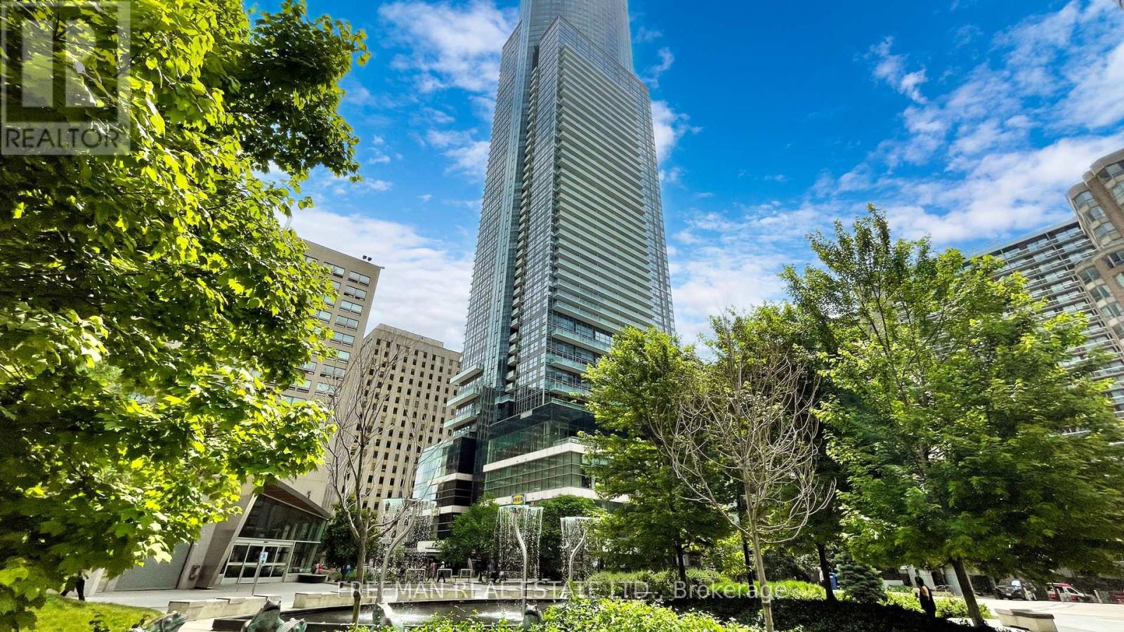 3703 - 386 YONGE STREET, Toronto, Ontario