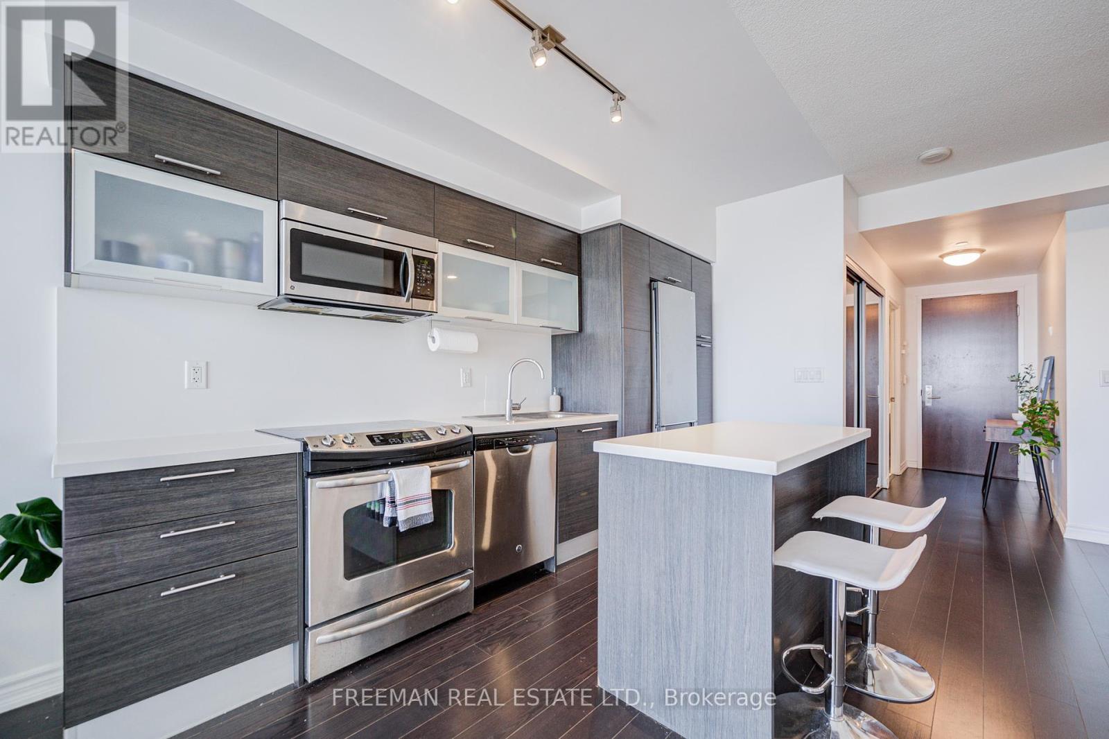 3703 - 386 Yonge Street, Toronto, Ontario  M5B 0A5 - Photo 5 - C12449104