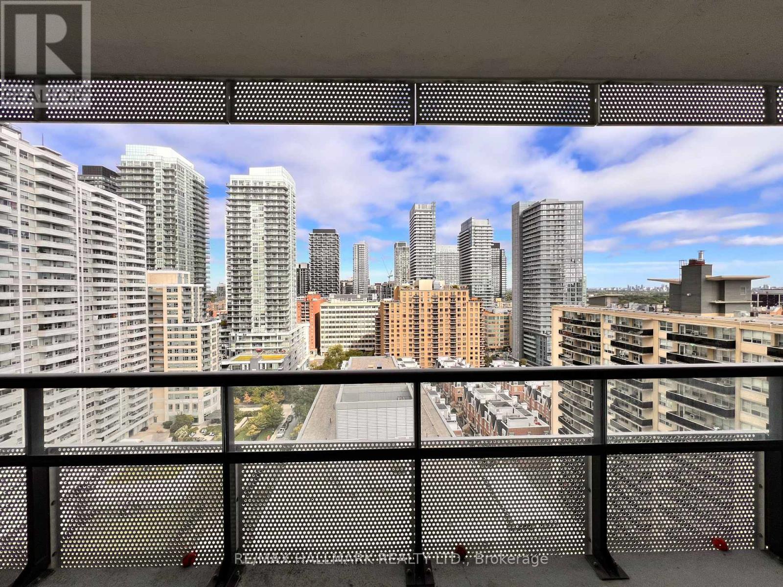1508 - 11 Lillian Street, Toronto, Ontario  M4S 2H7 - Photo 10 - C12449148