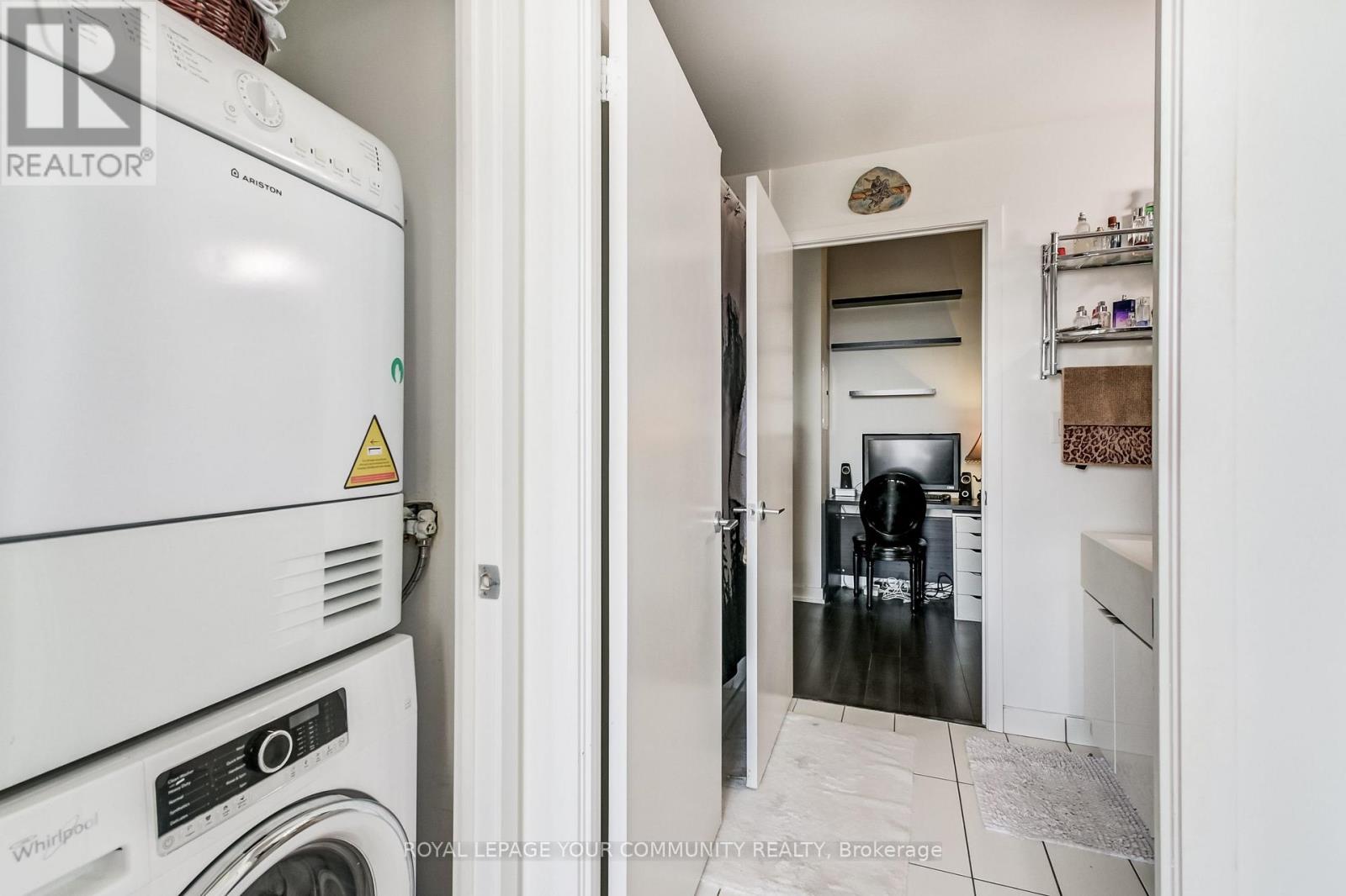 3611 - 21 Iceboat Terrace, Toronto (Waterfront Communities), Ontario  M5V 4A5 - Photo 14 - C12449176