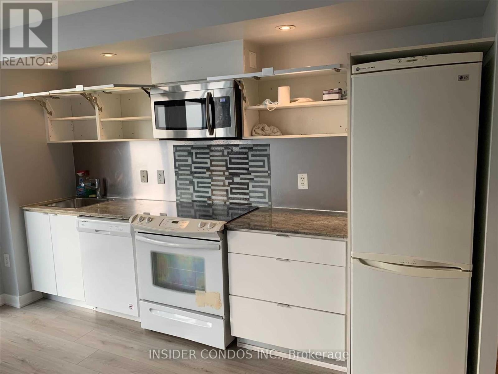 Ph 1901 - 4k Spadina Avenue, Toronto, Ontario  M5V 3Y9 - Photo 6 - C12449178