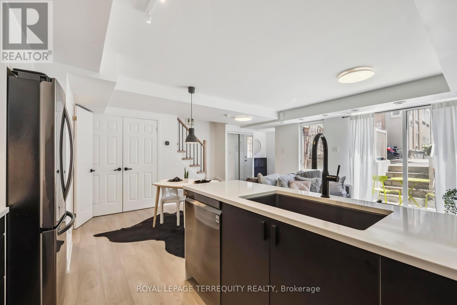 107 - 1 Ruttan Street, Toronto (Dufferin Grove), Ontario  M6P 0A1 - Photo 11 - C12449179