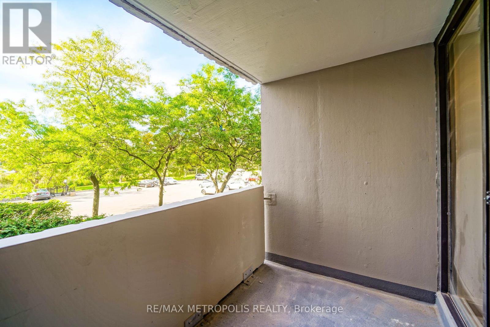 206 - 10 Muirhead Road, Toronto, Ontario  M2J 4P9 - Photo 20 - C12449181