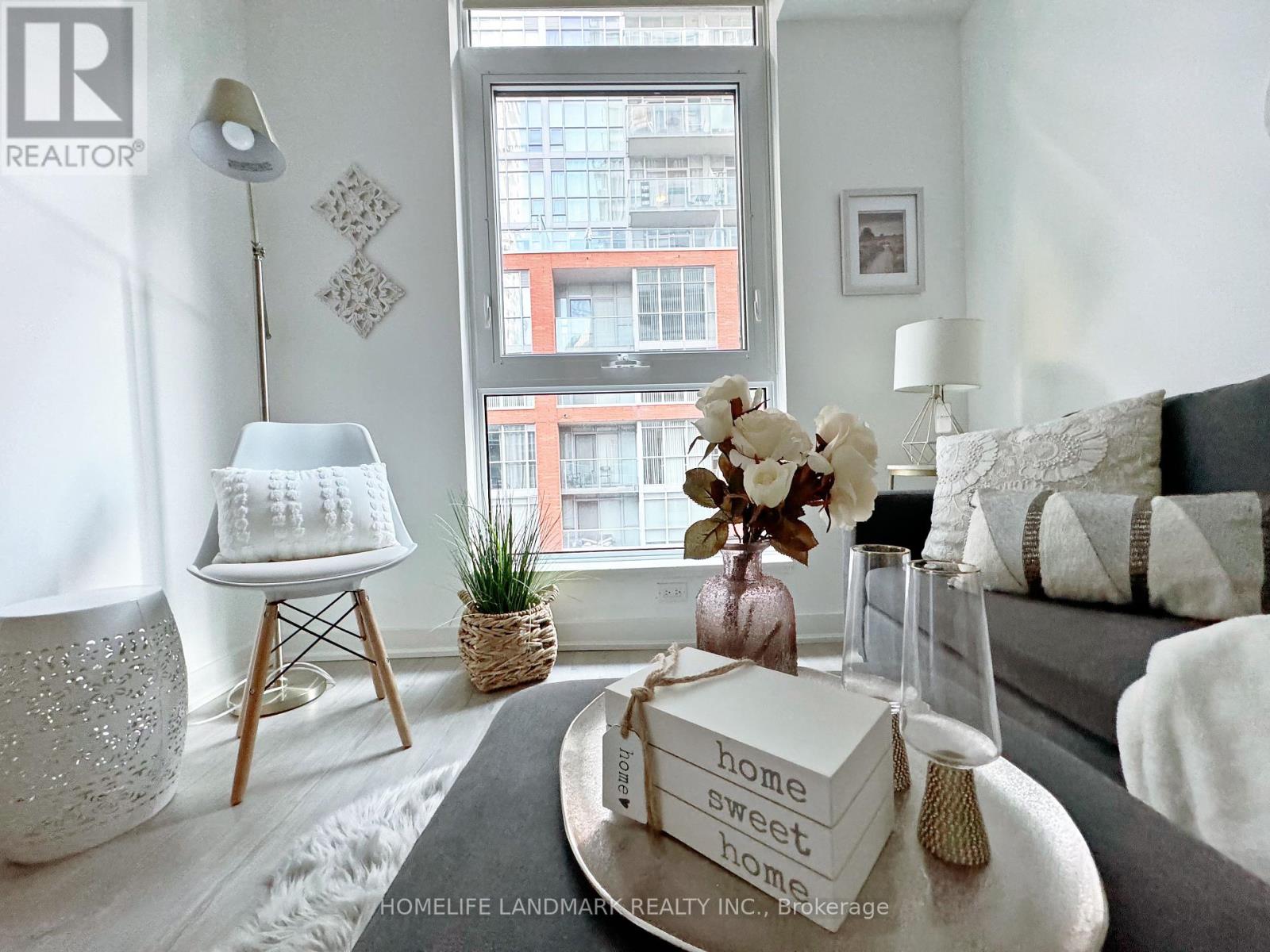 418 - 30 Nelson Street, Toronto, Ontario  M5V 0H5 - Photo 1 - C12449185