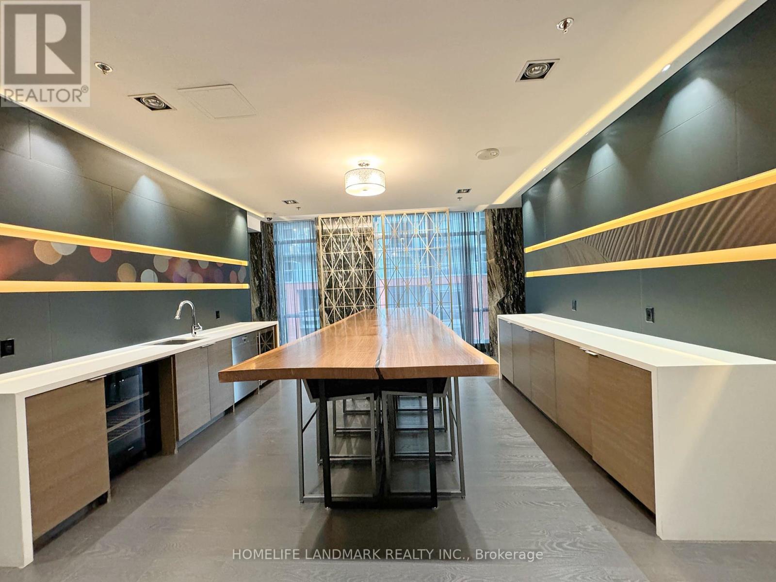 418 - 30 Nelson Street, Toronto, Ontario  M5V 0H5 - Photo 23 - C12449185