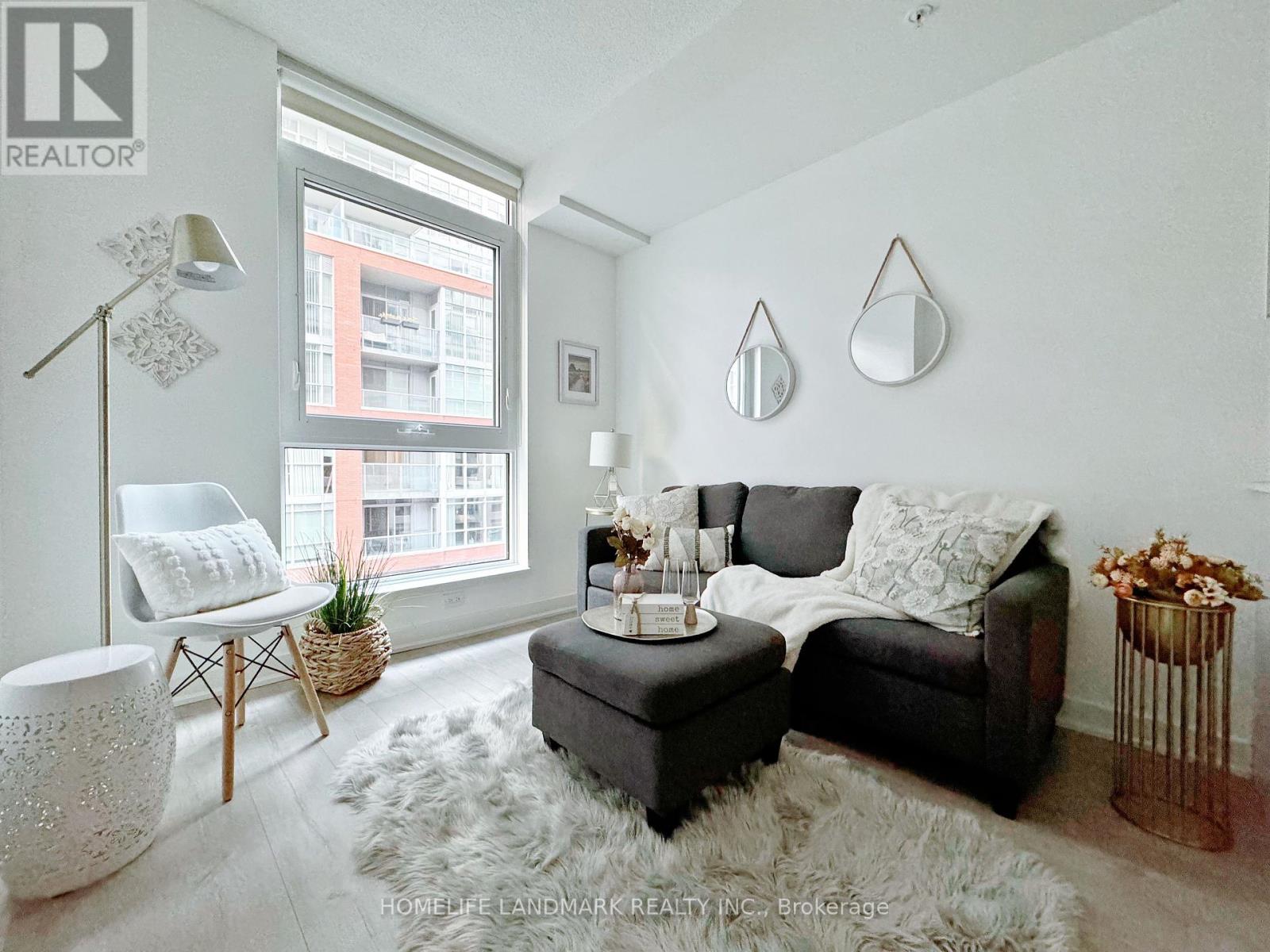 418 - 30 Nelson Street, Toronto, Ontario  M5V 0H5 - Photo 5 - C12449185