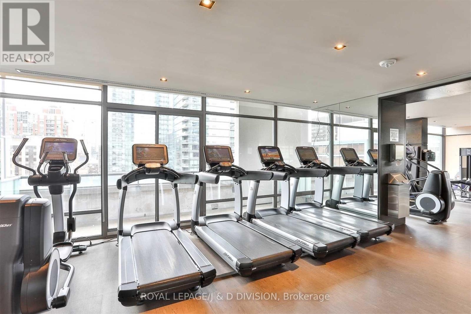 3104 - 18 Yorkville Avenue, Toronto, Ontario  M4W 3Y8 - Photo 14 - C12449224