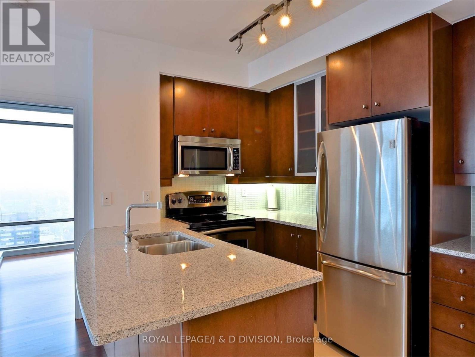 3104 - 18 Yorkville Avenue, Toronto, Ontario  M4W 3Y8 - Photo 6 - C12449224