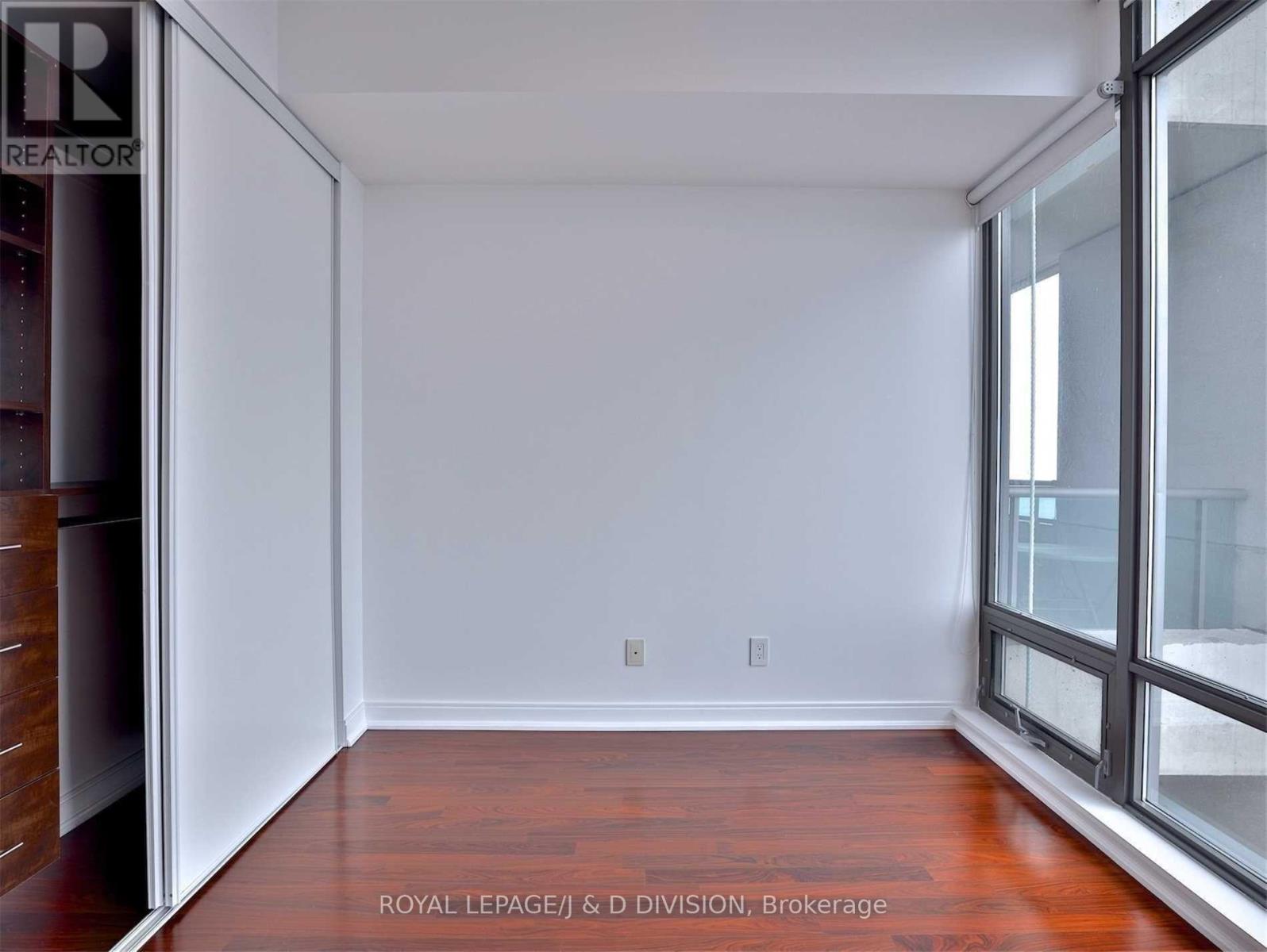3104 - 18 Yorkville Avenue, Toronto, Ontario  M4W 3Y8 - Photo 8 - C12449224