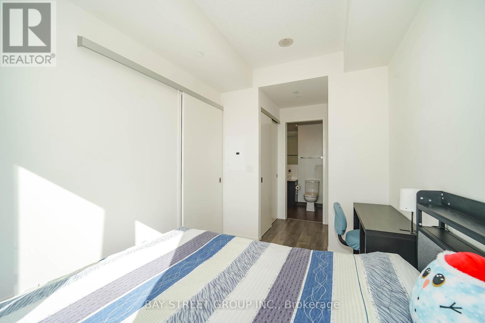 4302 - 159 Dundas Street E, Toronto, Ontario  M4M 3N9 - Photo 18 - C12449225