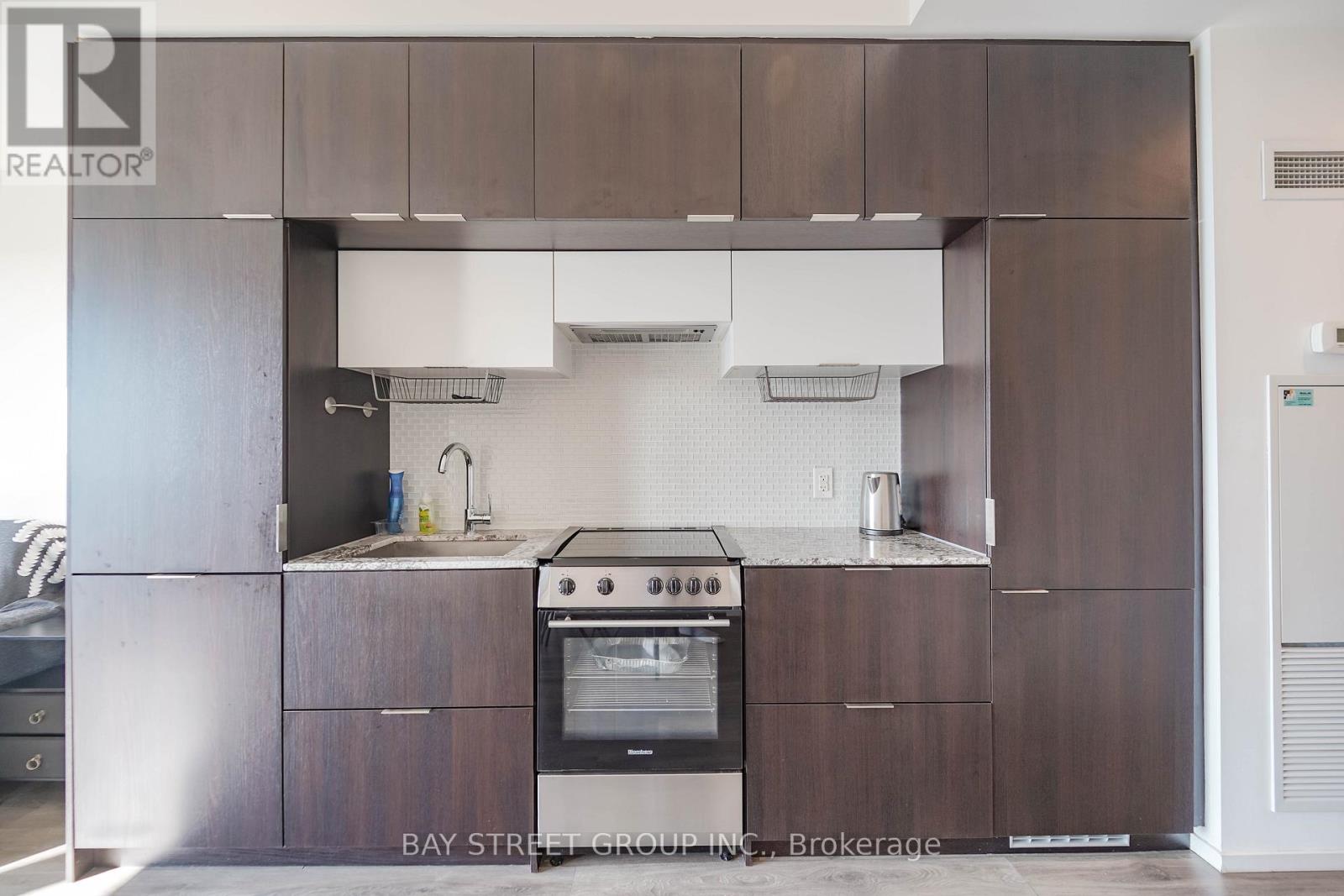 4302 - 159 Dundas Street E, Toronto, Ontario  M4M 3N9 - Photo 7 - C12449225