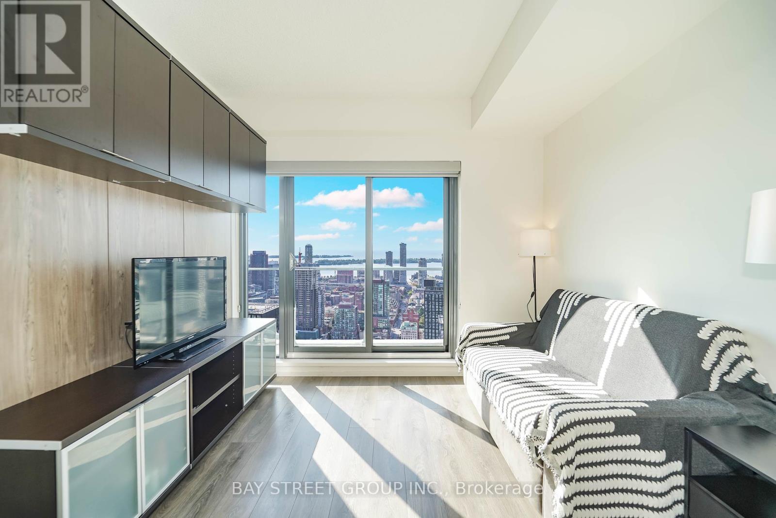4302 - 159 Dundas Street E, Toronto, Ontario  M4M 3N9 - Photo 8 - C12449225