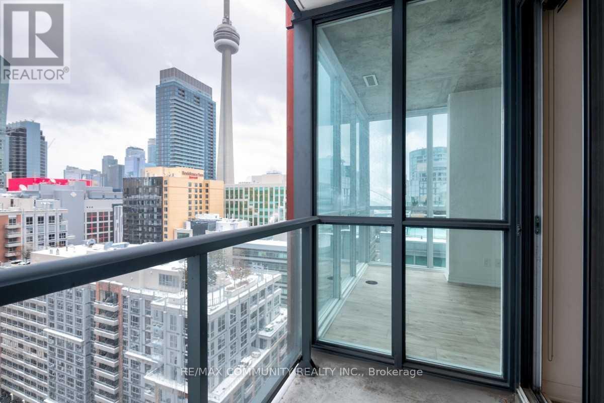 1605 - 88 Blue Jays Way, Toronto, Ontario  M5V 2G3 - Photo 18 - C12449232