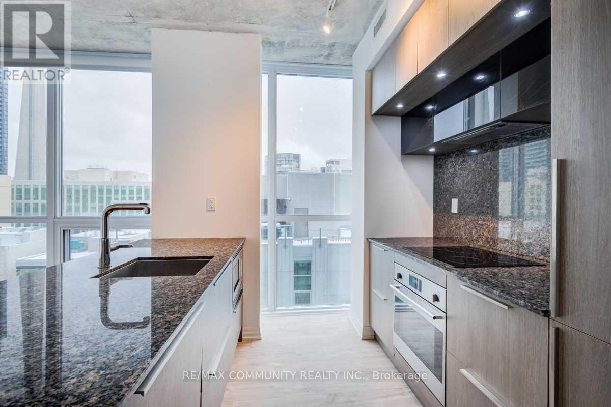 1605 - 88 Blue Jays Way, Toronto, Ontario  M5V 2G3 - Photo 4 - C12449232